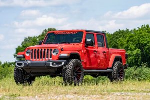 Jeep Gladiator Suspension Lift Kit - Rough Country - V2 - '20-'23